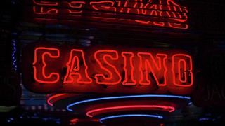 Is it worth trying to play in an online casino?