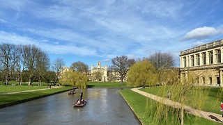 What’s Online Gambling’s Place in Campus Life?