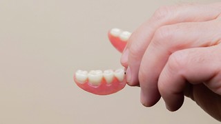 What are the differences between Dentures In Turkey and Dentures In the UK?