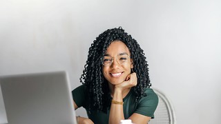 Why Digital-First Banks Are Winning Over Global Freelancers