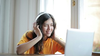 Teaching with tech: how AI-powered TEFL is reshaping the student year abroad.