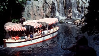 Jungle Cruise (2021) and the trouble of adapting theme park rides to film