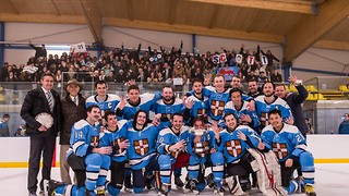 Men’s Blues secure late victory over Oxford in Varsity Ice Hockey
