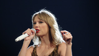 Use Taylor Swift to teach Latin, lecturer urges