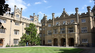 Oxbridge summer school hired mentors without DBS checks