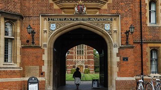Royal Society cannot 'lobby' for climate action, President tells students
