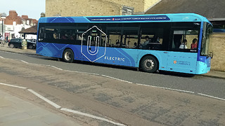 Students 'cannot depend' on new bus route, says MCR President