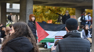 Hundreds walk out of lectures in pro-Palestinian protest
