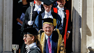 Cambridge Chancellor to resign