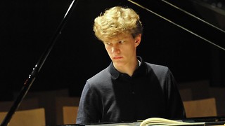 Jan Lisiecki delivers a masterclass in the art of the prelude