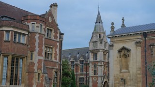 Pembroke appoints new master 