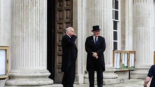 Academics accuse Cambridge of illegality after forced retirement survives vote