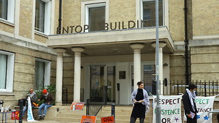 Protesters allege 'greenwashing' by Cambridge sustainability institute 
