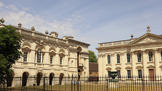 Hundreds of Cambridge academics demand vote on fate of vet course