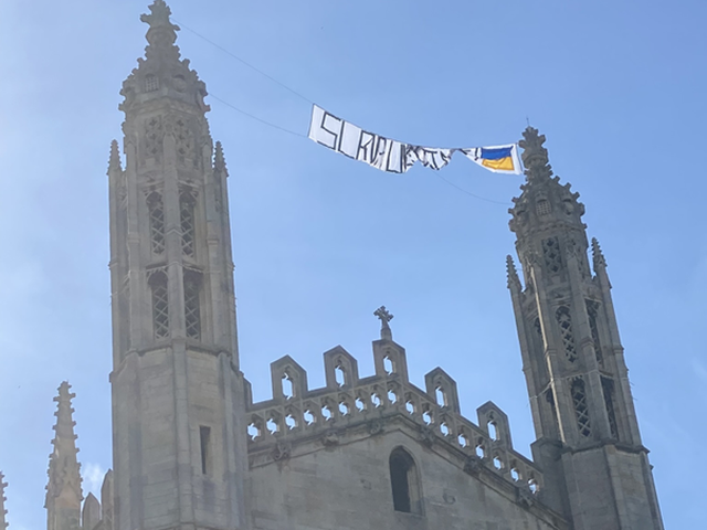 King’s welcomes Ukraine banner tied to Chapel spires but warns of risks involved