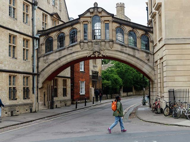 Oxbridge College sisterhood