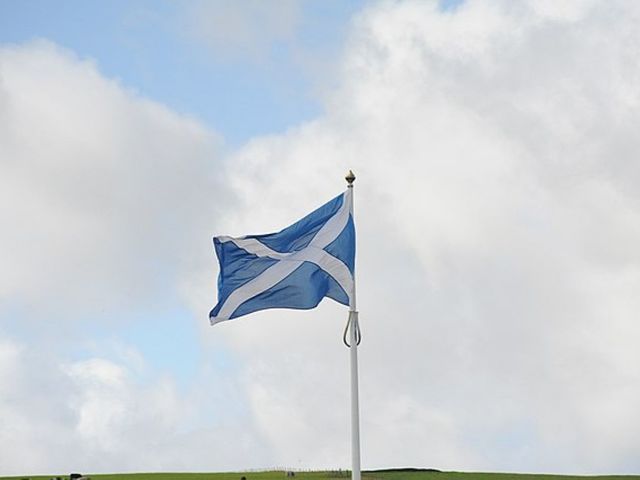 Why are there so few Scots at Cambridge?