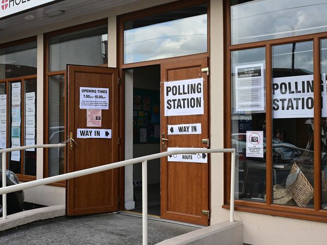 Young people don't like your online political campaigns 