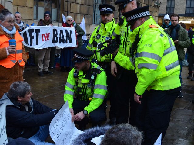 15 arrested in pro-Palestine protest