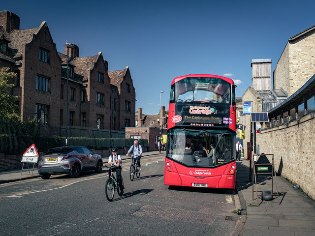 Gov declares &pound;31m bus funding for Cambridge