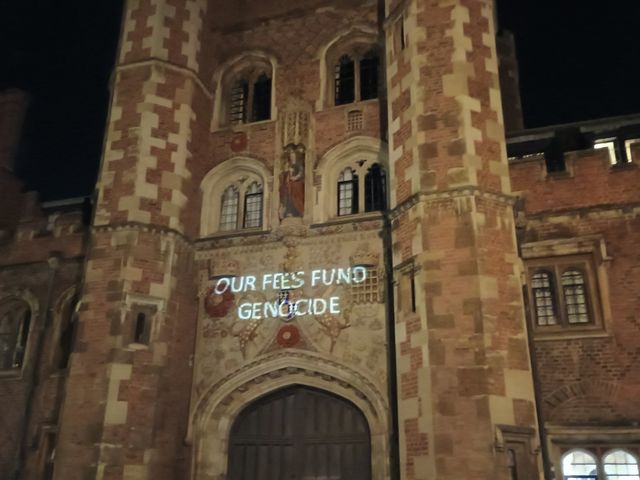 Palestine activists project slogans onto John&rsquo;s