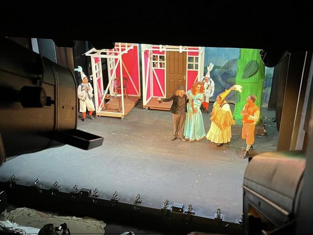 A look behind the spotlight