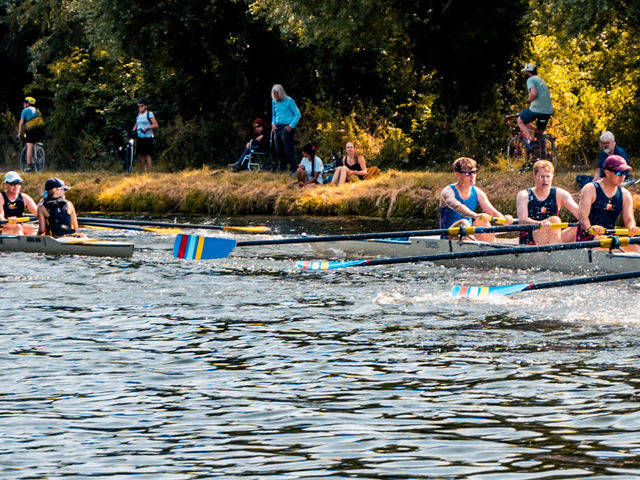 Rowers voice growing concerns about &lsquo;red boat man&rsquo;&nbsp;
