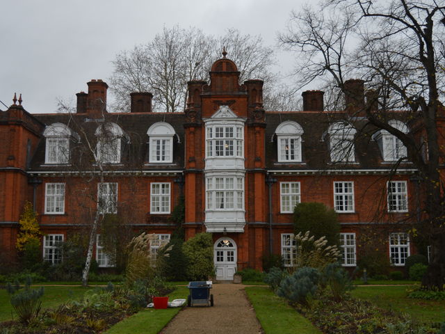 Newnham activists achieve working group on investments