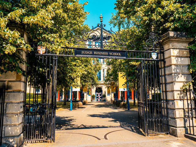 Judge Business School seeks deal with Saudi Defence Ministry