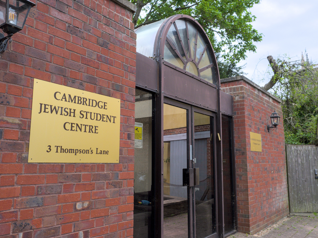 'Walking on eggshells’: exploring Jewish life at Cambridge